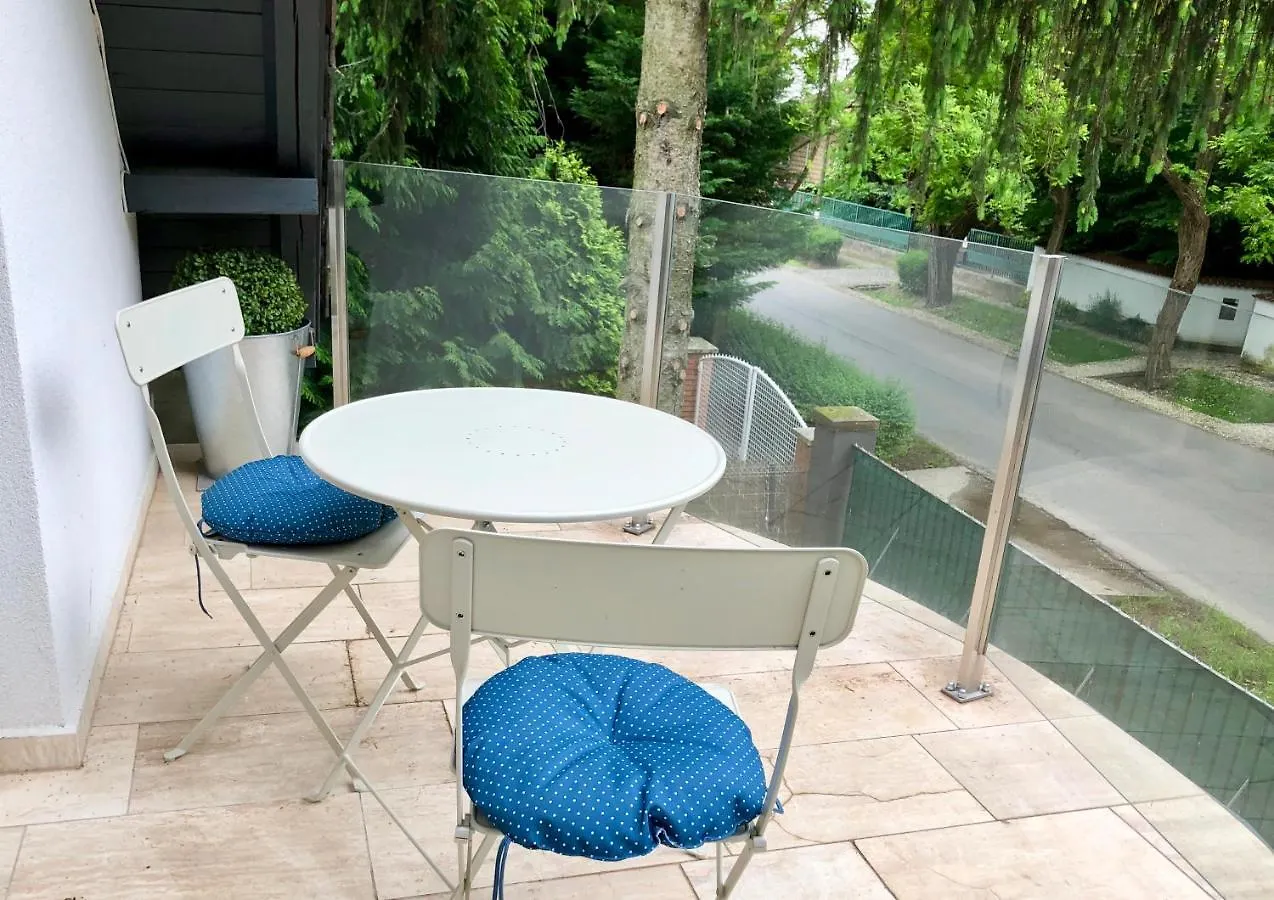Green Buda Valley: Holiday Home With Garden Budapeszt