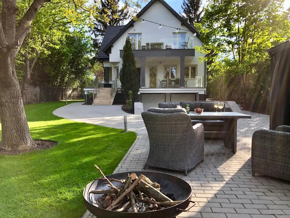 Green Buda Valley: Holiday Home With Garden بودابست المجر